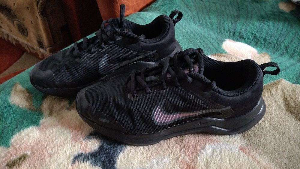 Adidași Nike 36.5 ca noi