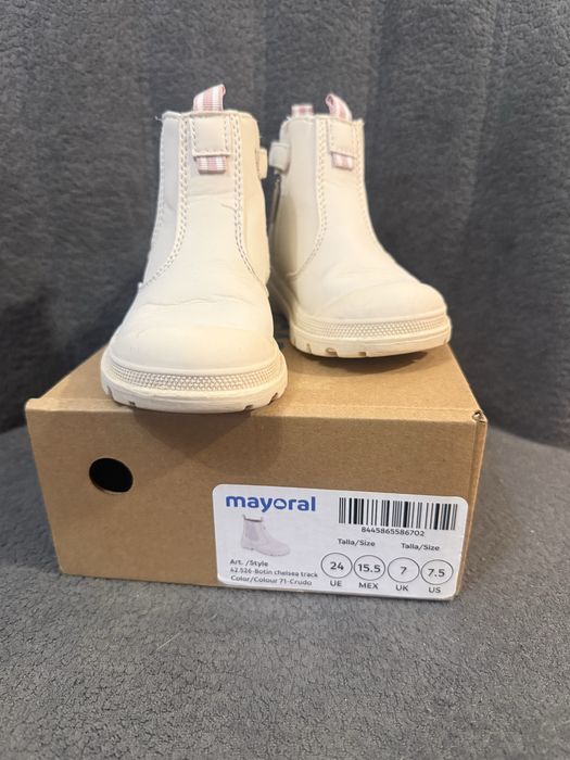 Боти  Майорал.  24   Номер