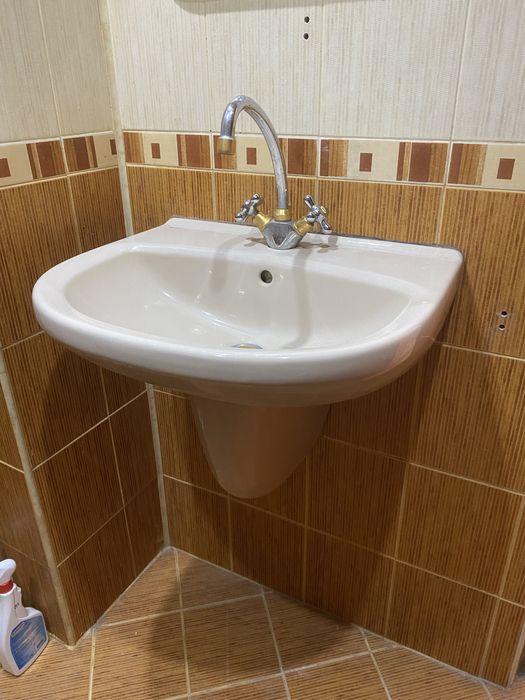 смедител Vidima + огледало