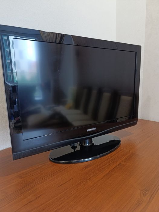 Продам телевизор