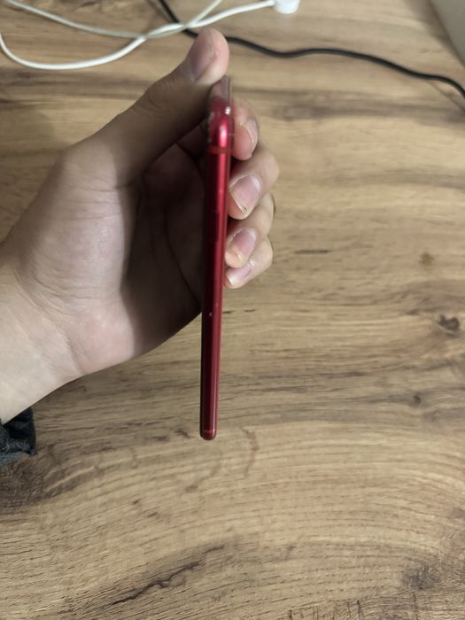 Телефон Iphone se