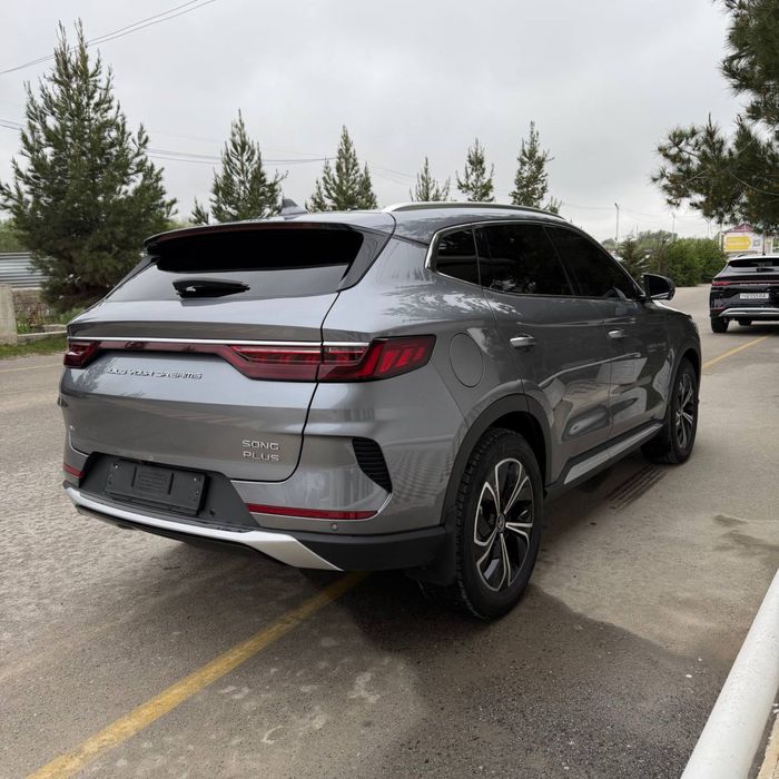 Сотилади byd song plys gibrid 2 poziciya нахтга,автокредит,выкуп