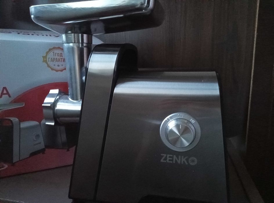 Мясорубка+Овощерезка Zenko Z1 2000wt