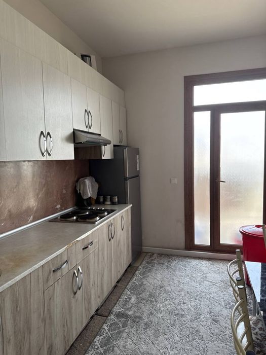 Olmazor city kvartira sotiladi