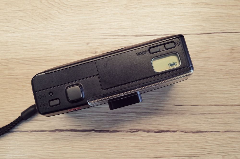 Aparat foto Leica Mini 2 stare perfecta film point and shot Top