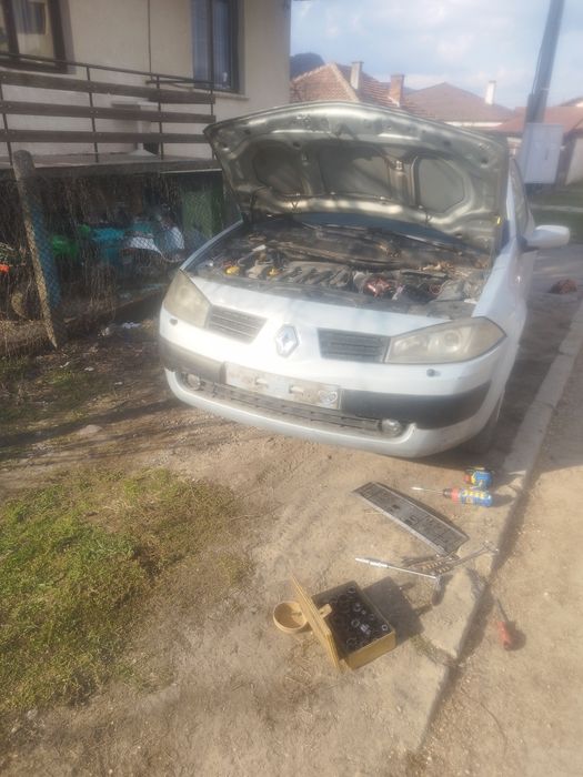 Рено меган на части