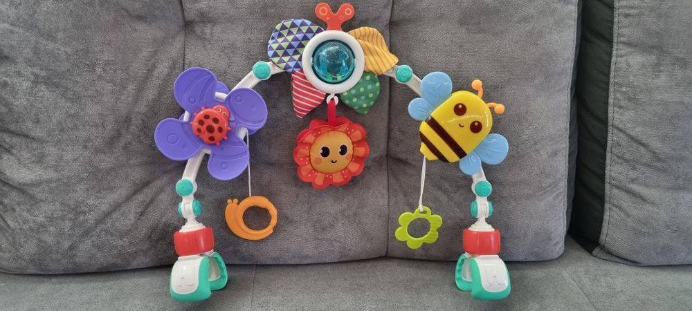 Арка с активности и въртяща се играчка за столче 2в1 на  Playgro  + подарък