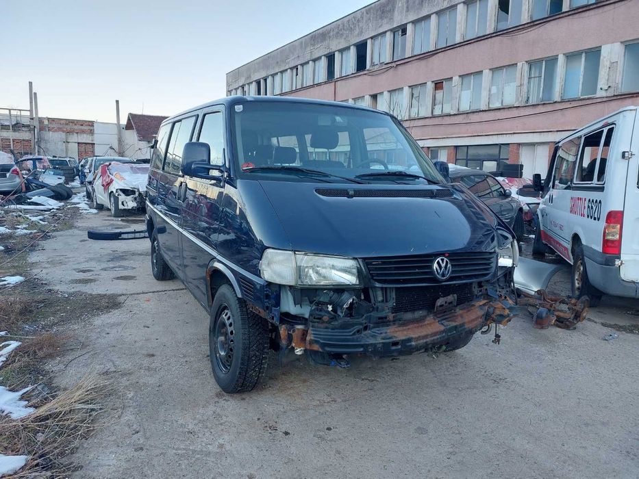 Продавам На части Vw t4 2.5 TDi 4x4