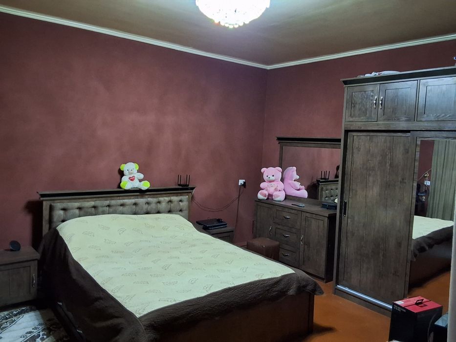 160 000$ Тошкент шахар, Бектемир туманида 7 хона уй сотилади.