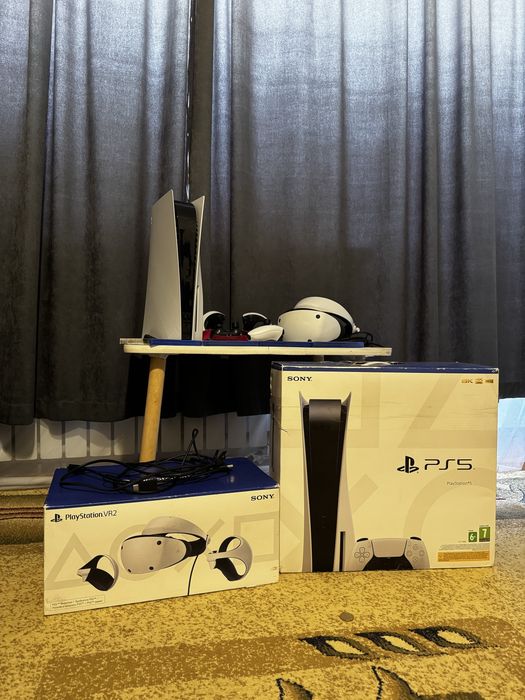 PS5 Digital Deluxe 2TB + PSVR2
