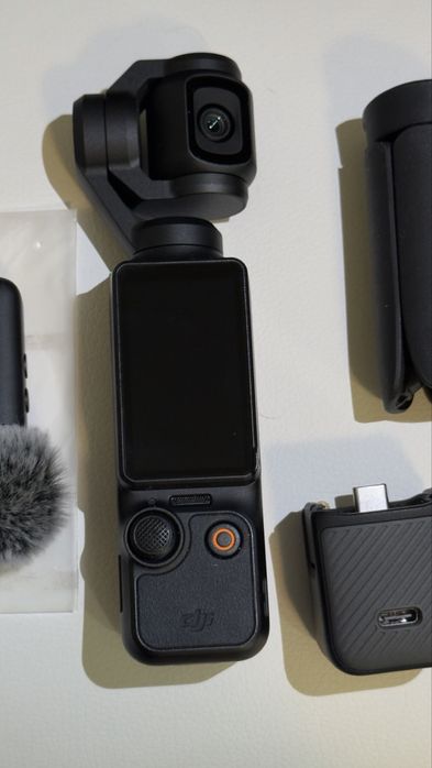 DJI Osmo Pocket 3 Creator Combo