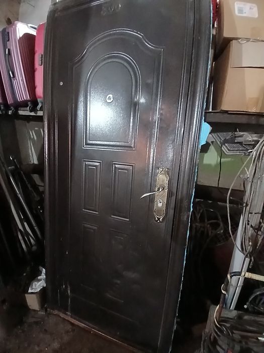 Продам дверь металлическая