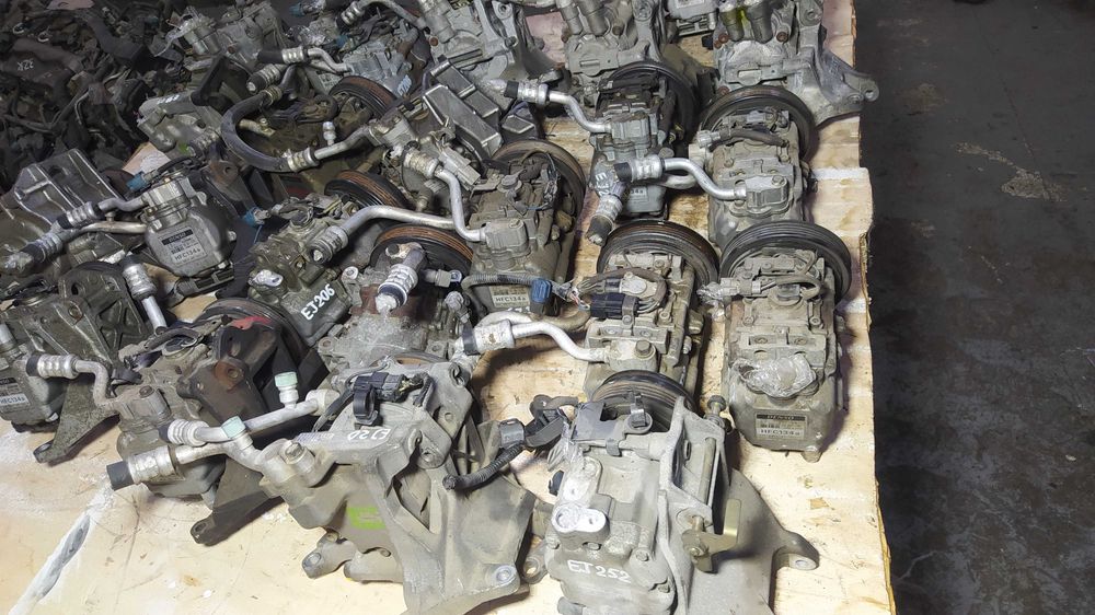 Компрессор кондиционера кондер Subaru Субару