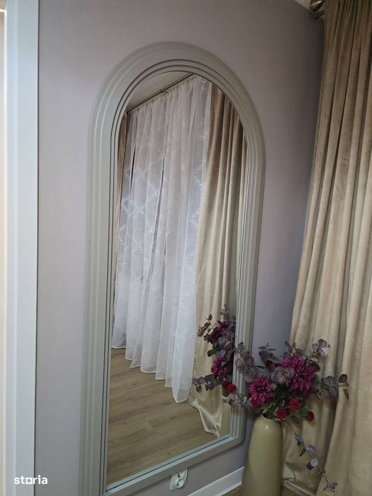 De vanzare apartament 2 camere, balcon,etaj intermediar,renovat,53500e