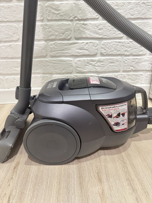 Продам пылесос LG 2000 ватт в отличном состоянии