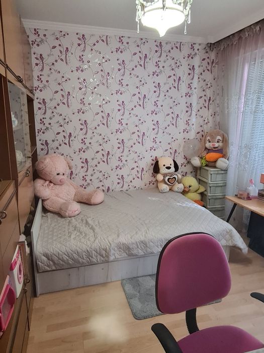 Саниран 2стаен преустроен на 3стаен в Любен Каравелов.