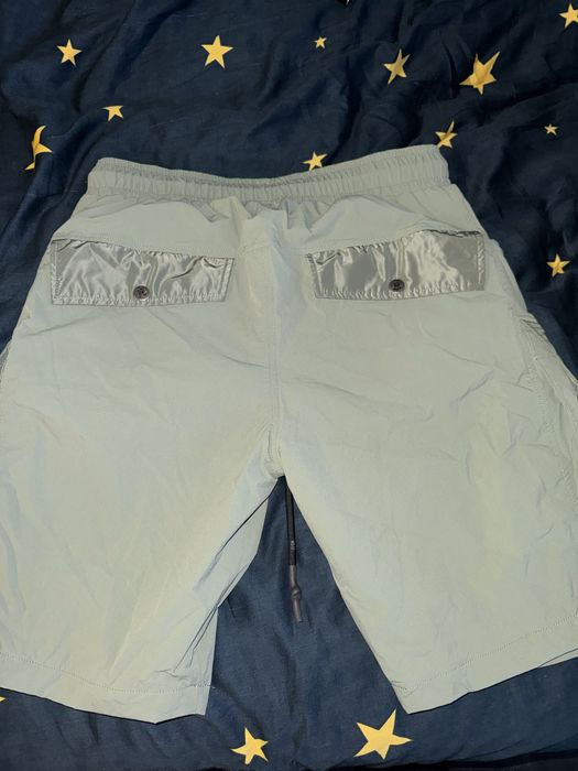 Pantaloni na luda