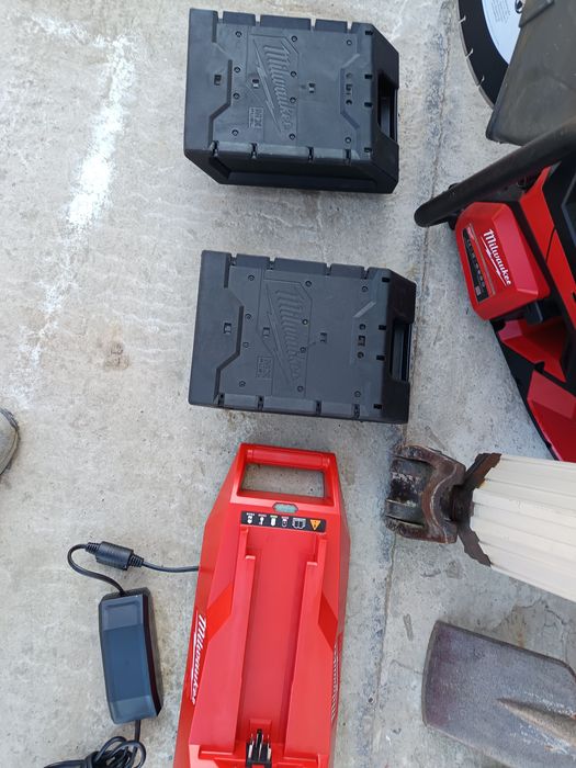 Set Milwauckee MXF fuel brushless picamer demolator și debitator beton