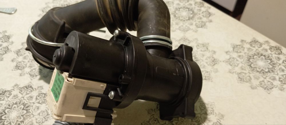 Пералня на части whirlpool