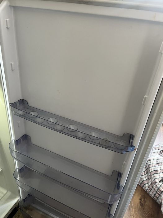 Продам холодильник Бирюса