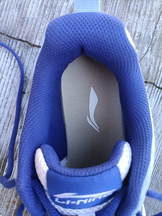 Li Ning marimea 42 1/3
