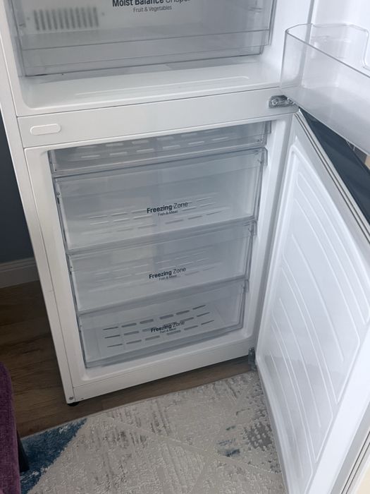 Холодильник LG модель GA - B429SQCZ