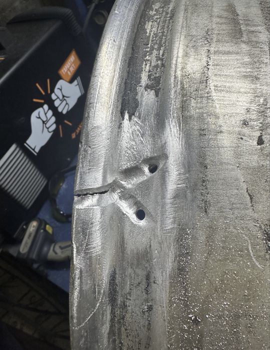 Аргонная сварка!Шиномонтаж от R13 до r24,Правка дисков