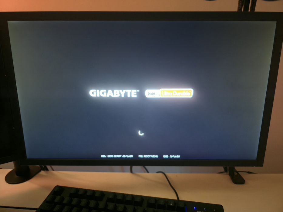 PC Gaming, Ryzen 5 5600X, 32 GB RAM 3200 Mhz, RTX  4060 + monitor 144