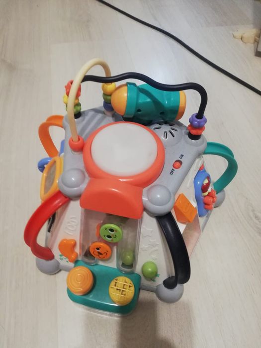 Продам стульчик детский