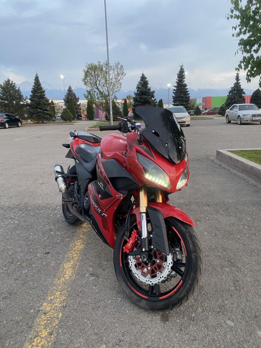 Мотоцикл 250 кубов