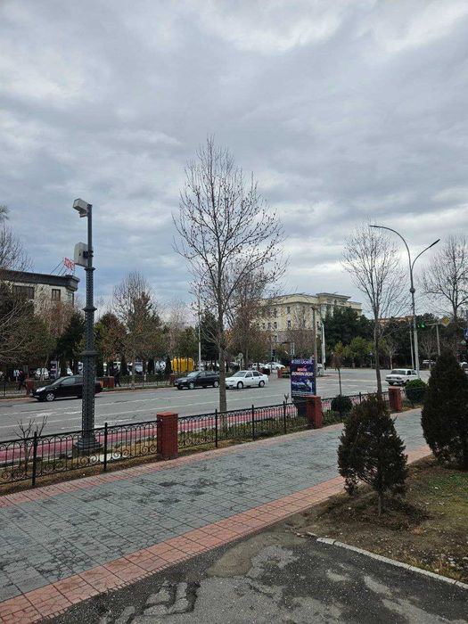 Farg‘ona shahar markazida ofis ijaraga beriladi — ideal lokatsiya