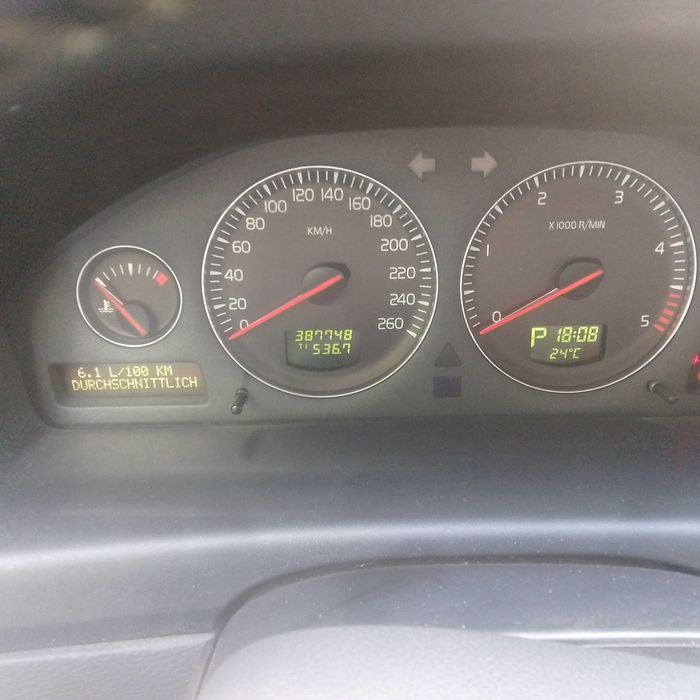 Volvo V70 în stare bună, de vânzare