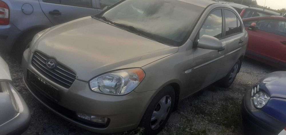 Fata Completa Hyundai Accent 3