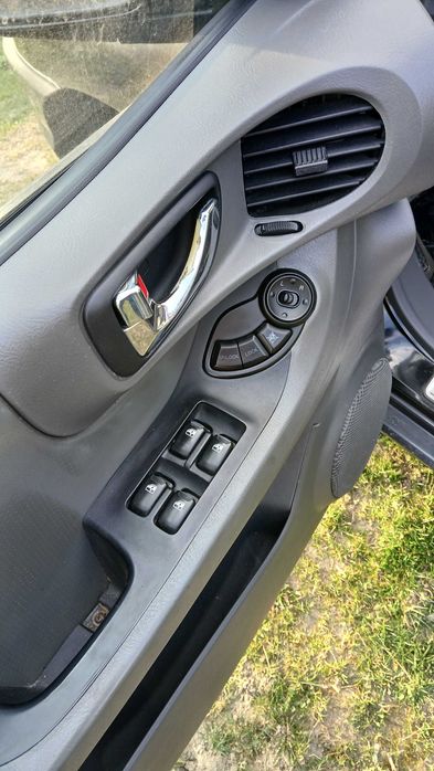 Vînd Hyundai  santa Fee