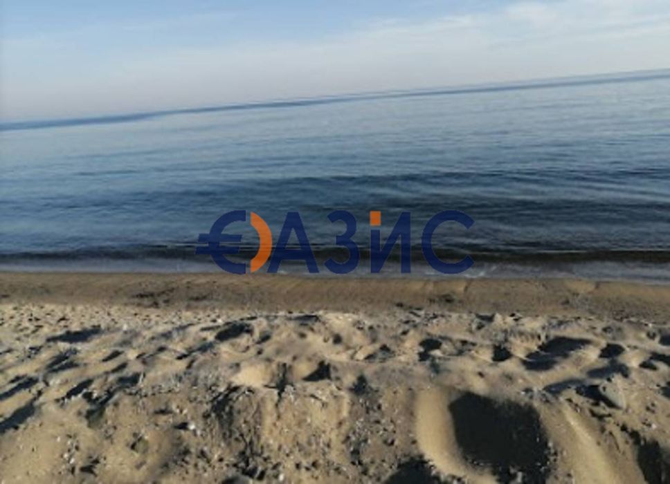 Продава се Едностаен апартамент в с. Кошарица, Област Бургас - 64 кв.м за 585 €/кв.м - Снимка #6