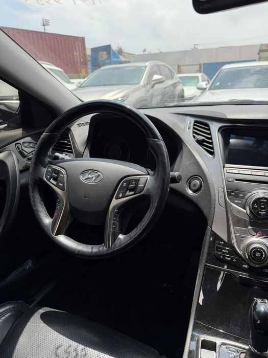 Hyundai Grandeur 2011 года