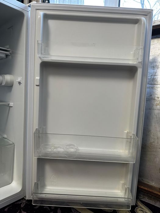 Холодильник б/у в отличном состоянии