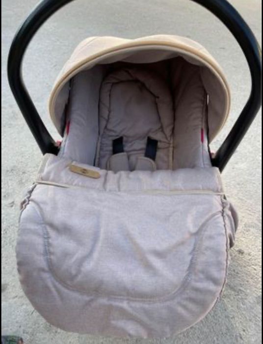 детско столче /кошче за новородено lorelli !