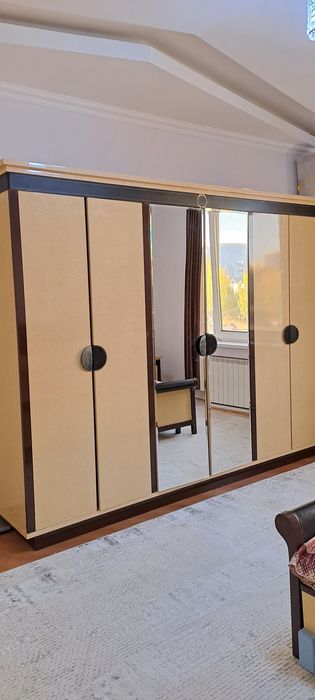 Спальный гарнитур