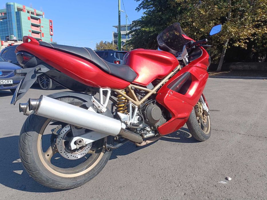 Ducati st 4 din 1999 pentru piese, dezmembrari