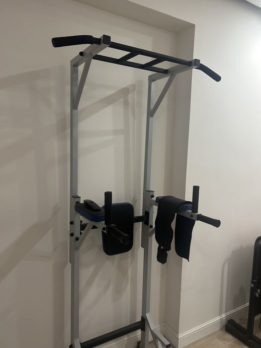 Продается турник с брусьями напольный