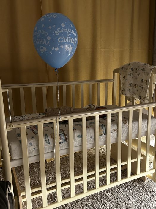 Детская кроватка