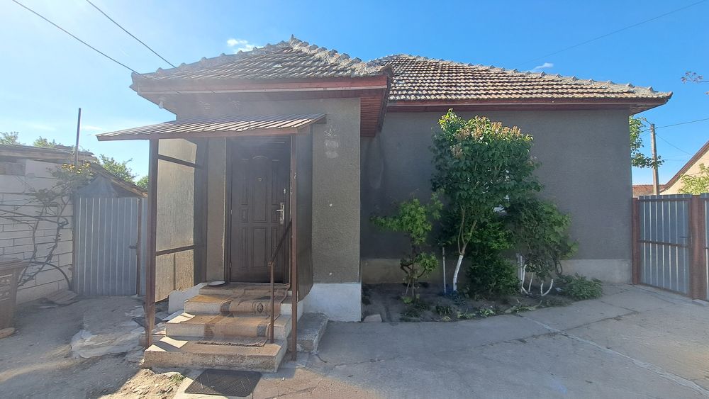Casa de vânzare in cermei jud Arad
