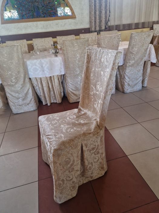 Scaune din lemn masiv