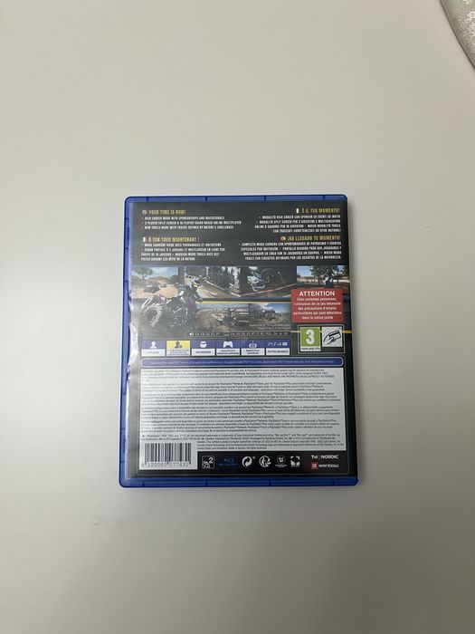 Продавам игра за PlayStation 4