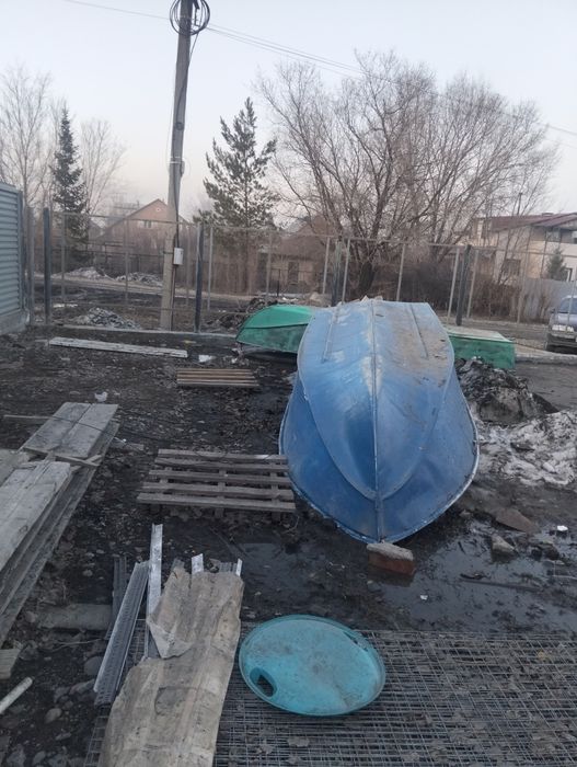 Продам лодку прогресс 4