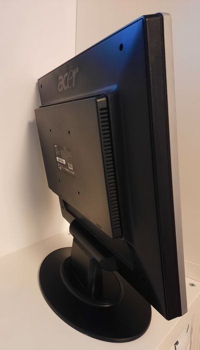 Vând monitor Acer AL1912, funcțional, Cabluri inclusiv, d
