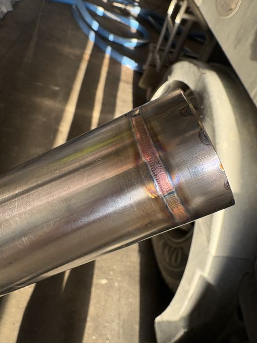 Сварщик, бригада из трех человек