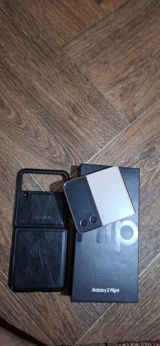 Galaxy Z Flip4 256 5G