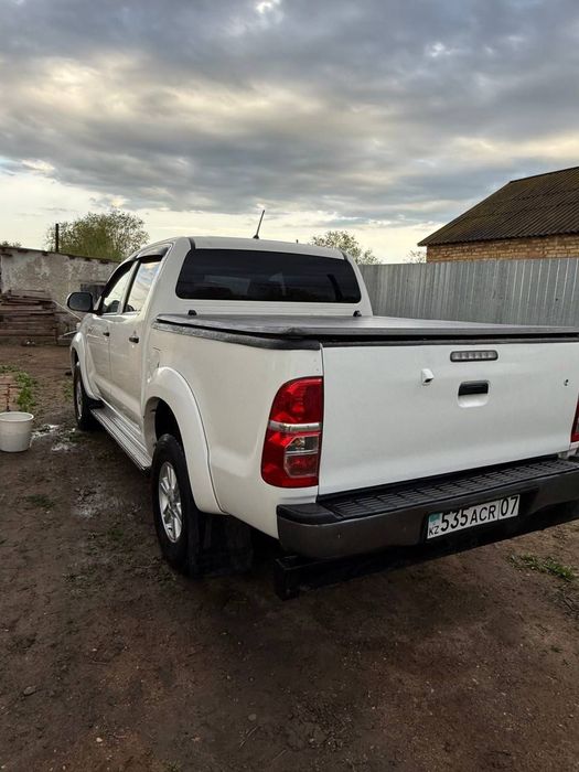 Продам Toyota hilux